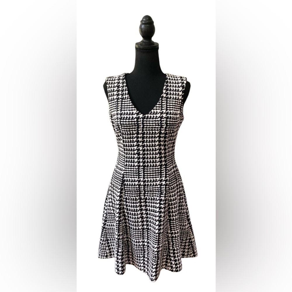 Jasmine & Juliana: Black and White Houndstooth Dress